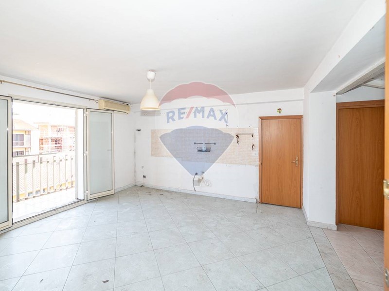 Bilocale in Vendita a Motta Sant'Anastasia, 45'000€, 64 m²