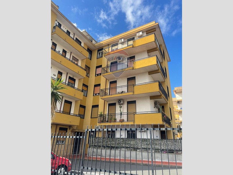 Appartamento in Vendita a Catania, 143'000&euro;, 103 m²