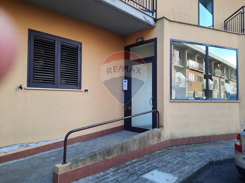 Trilocale in Vendita a Caltagirone, 80'000€, 135 m²