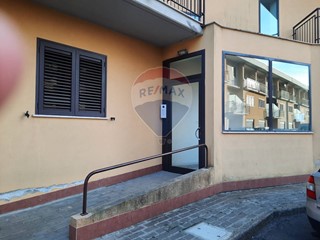 Trilocale in Vendita a Caltagirone, 80'000€, 135 m²