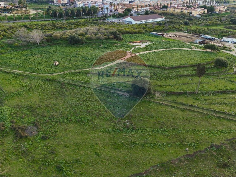 Terreno agricolo in Vendita a Lentini, 750'000€, 35000 m²