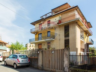 Quadrilocale in Vendita a Misterbianco, 105'000€, 101 m²