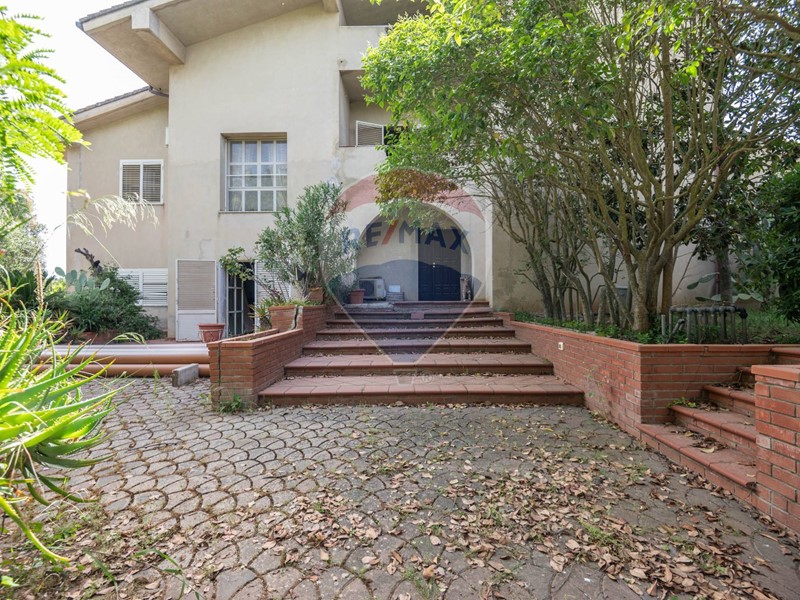 Villa in Vendita a Grammichele, 240'000€, 770 m²