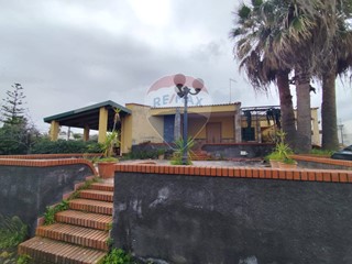 Villetta a schiera in Vendita a Augusta, 120'000€, 100 m²