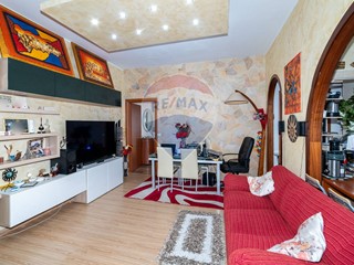 Trilocale in Vendita a Aci Catena, 75'000€, 63 m²