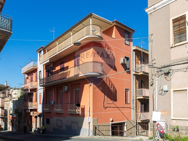 Casa Indipendente in Vendita a Lentini, 170'000€, 235 m²