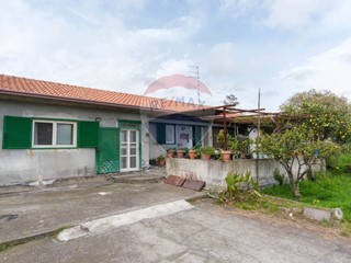 Villa in Vendita a Viagrande, 139'000&euro;, 120 m²