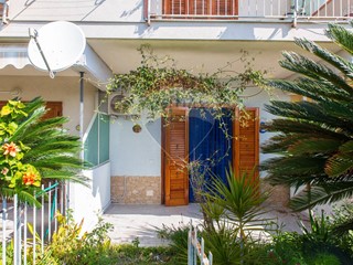 Casa Indipendente in Vendita a Letojanni, 89'000€, 45 m²