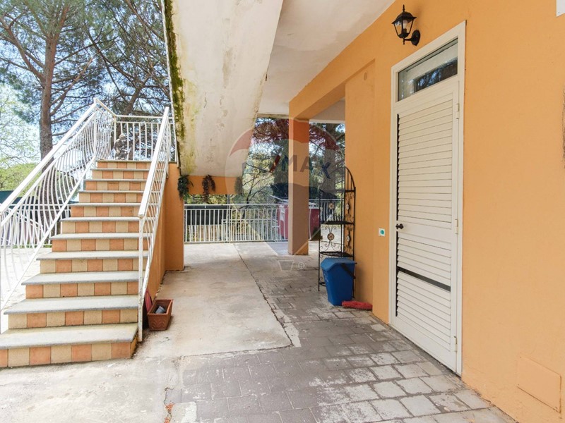 Appartamento in Vendita a Pedara, 228'000€, 180 m²