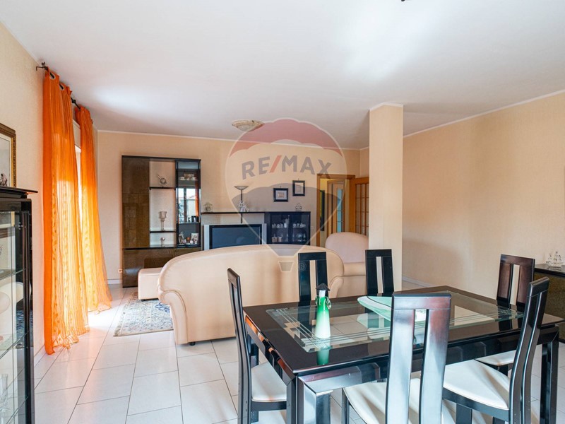 Appartamento in Vendita a Tremestieri Etneo, 169'000€, 172 m²