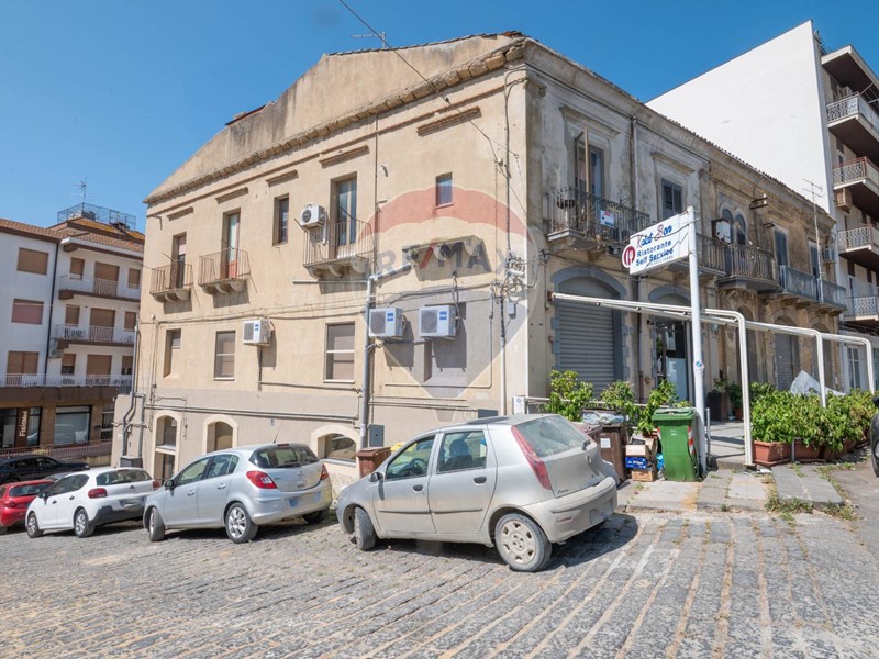 Trilocale in Vendita a Caltagirone, 80'000€, 134 m²