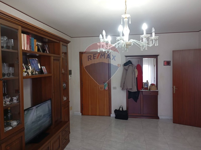 Quadrilocale in Vendita a Catania, 82'000&euro;, 105 m²