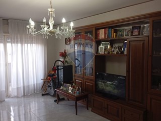 Quadrilocale in Vendita a Catania, 82'000&euro;, 105 m²