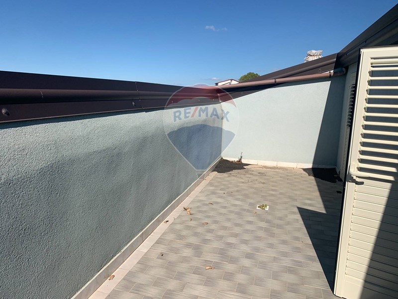 Casa Semi Indipendente in Vendita a Belpasso, 280'000€, 300 m²