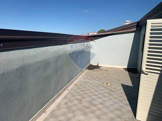 Casa Semi Indipendente in Vendita a Belpasso, 280'000€, 300 m²