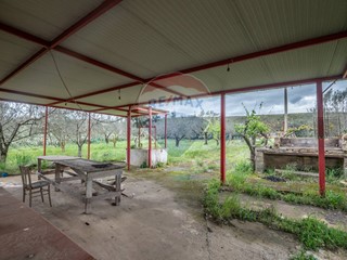 Casa Indipendente in Vendita a Mazzarino, 75'000€, 166 m²