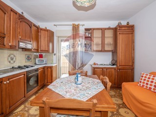 Quadrilocale in Vendita a Caltagirone, 22'000€, 82 m²