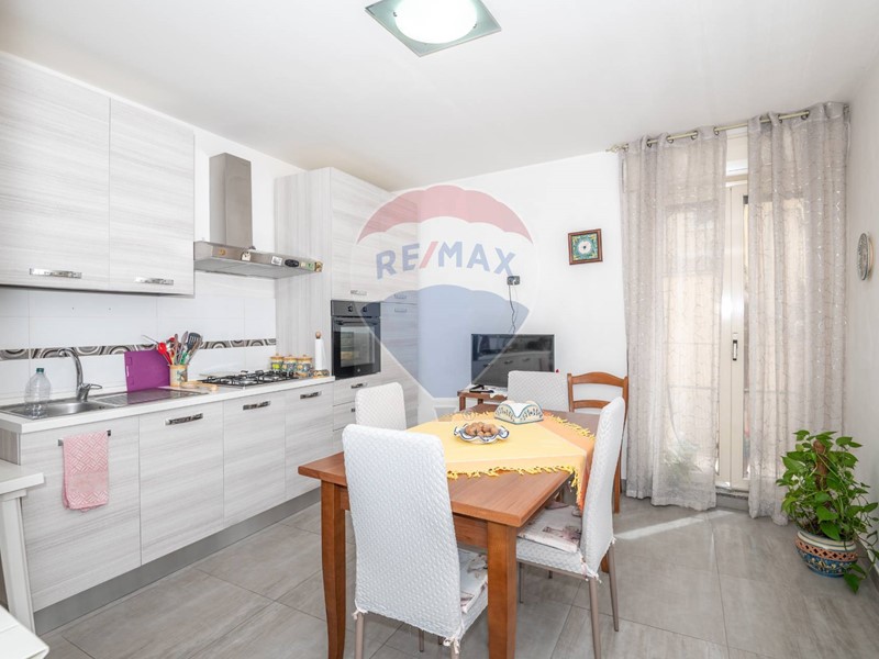 Casa Indipendente in Vendita a Caltagirone, 70'000€, 160 m²