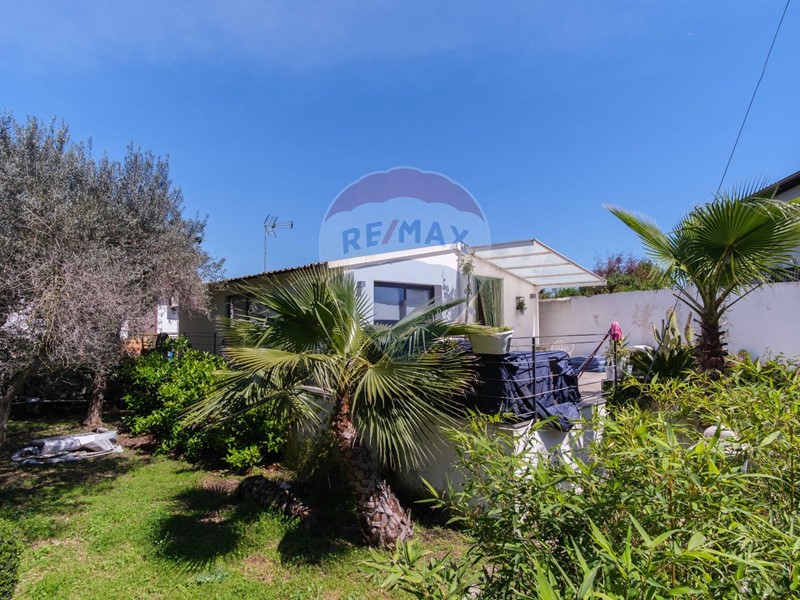 Villa in Vendita a Valverde, 330'000€, 150 m²