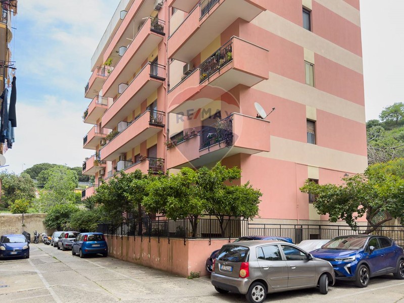Appartamento in Vendita a Messina, 187'000€, 155 m²