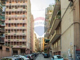 Immobile commerciale in Vendita a Catania, 115'000€, 209 m²