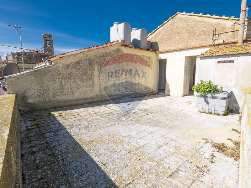 Appartamento in Vendita a Caltagirone, 48'000€, 199 m²