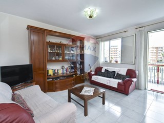 Quadrilocale in Vendita a Paternò, 105'000€, 95 m²