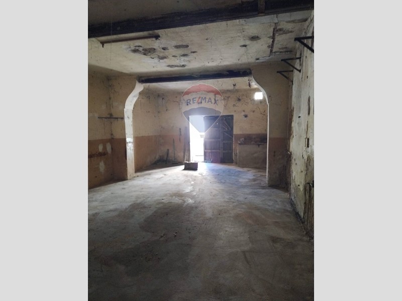 Box in Vendita a Grammichele, 25'000€, 140 m²