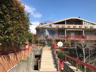 Villa in Vendita a Sant'Agata li Battiati, 369'000€, 210 m²