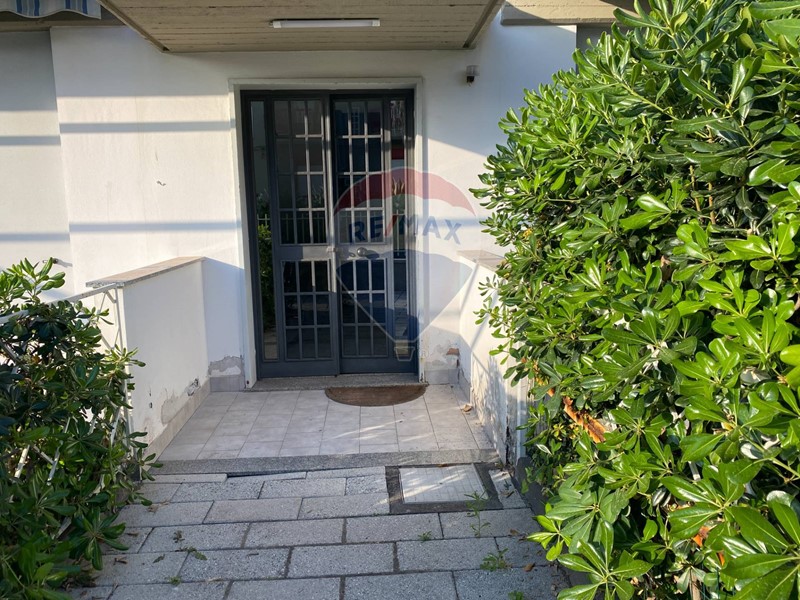 Trilocale in Vendita a Mascali, 90'000€, 65 m²