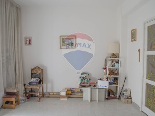 Appartamento in Vendita a Caltagirone, 40'000€, 99 m²