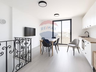 Casa Semi Indipendente in Vendita a Caltagirone, 25'000€, 97 m²