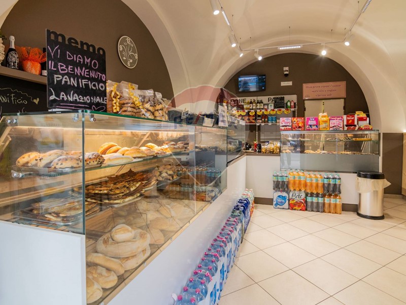 Attività commerciale in Vendita a Acireale, 22'000€, 80 m²