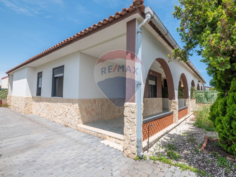 Casa Semi Indipendente in Vendita a Augusta, 160'000€, 105 m²
