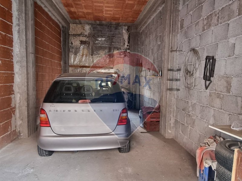 Casa Semi Indipendente in Vendita a Paternò, 18'000€, 42 m²