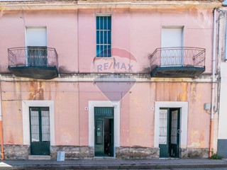 Trilocale in Vendita a Mascali, 52'000€, 99 m²