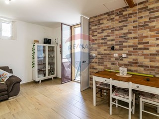 Casa Indipendente in Vendita a Mascali, 75'000€, 57 m²