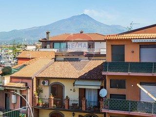 Quadrilocale in Vendita a Gravina di Catania, 95'000€, 124 m²