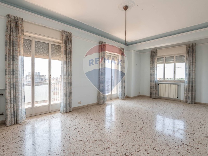 Appartamento in Vendita a Caltagirone, 100'000€, 156 m²