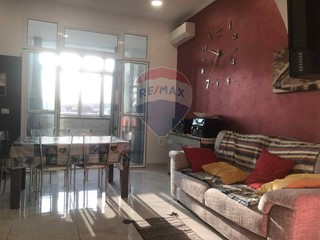 Appartamento in Vendita a Misterbianco, 190'000€, 149 m²