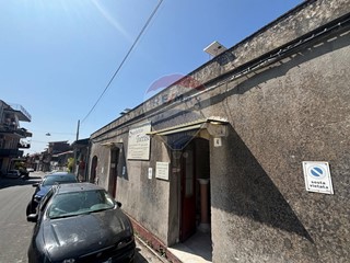 Appartamento in Vendita a Aci Bonaccorsi, 139'000€, 200 m²