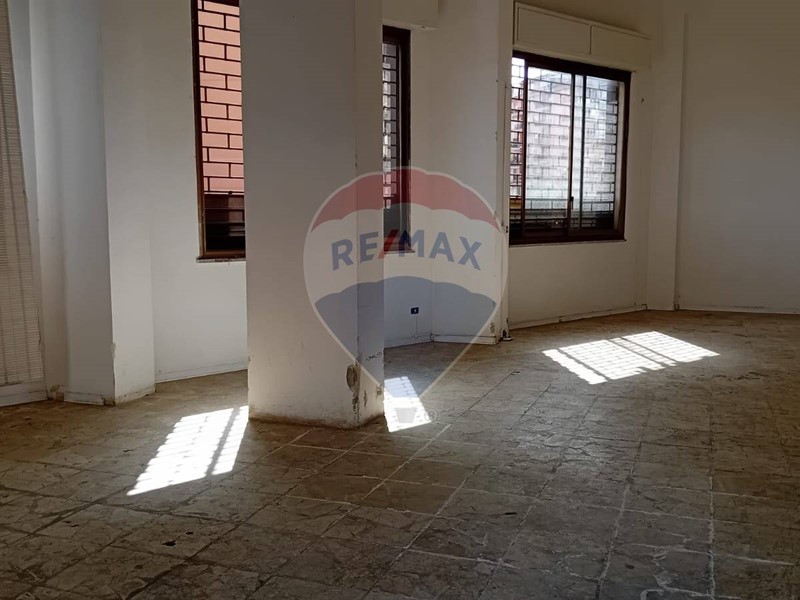 Immobile commerciale in Vendita a Catania, 65'000&euro;, 79 m²