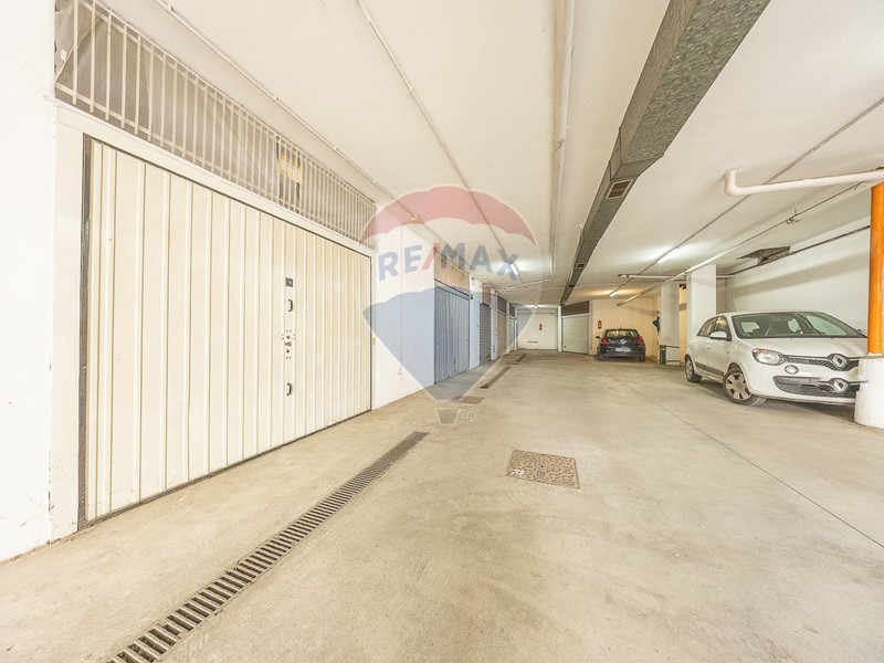 Box in Vendita a Roma, 35'000€, 25 m²