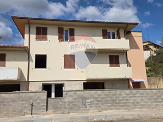 Appartamento in Vendita a Cavriglia, 218'000€, 105 m²