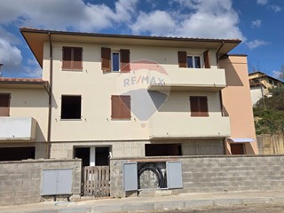 Appartamento in Vendita a Cavriglia, 228'000€, 110 m²