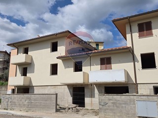 Appartamento in Vendita a Cavriglia, 175'000€, 75 m²