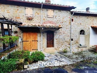 Rustico in Vendita a Cavriglia, 80'000€, 160 m²