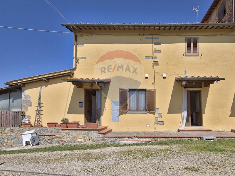 Casa Semi Indipendente in Vendita a Terranuova Bracciolini, 120'000€, 60 m²