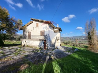Casa Indipendente in Vendita a Serra San Quirico, 105'000€, 120 m²