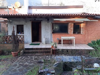 Rustico in Vendita a Camaiore, 175'000&euro;, 90 m²